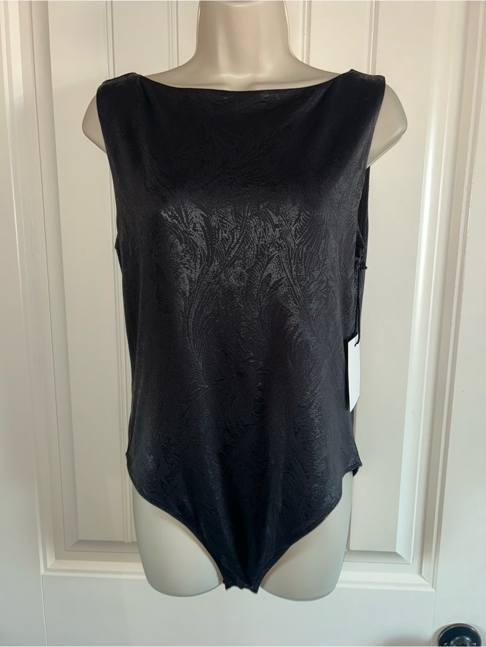 NWT the commons Women's Black Sleeveless Bodysuit - Faux Leather Look Sz M